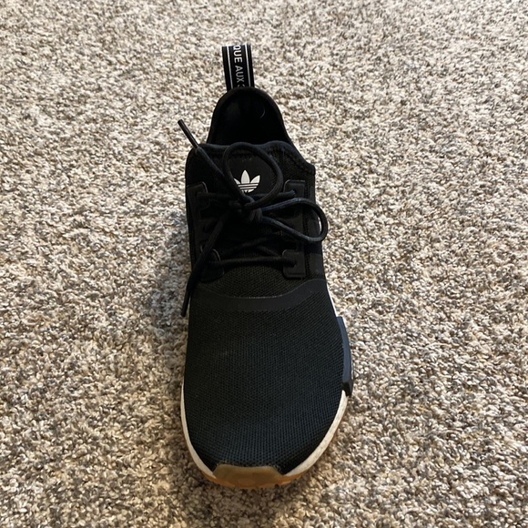 Adidas NMD_R1 PRIMEBLUE Women’s Tennis Shoe - Picture 3 of 5